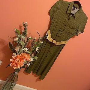 Forever 21 green dress ! Perfect for the fall !